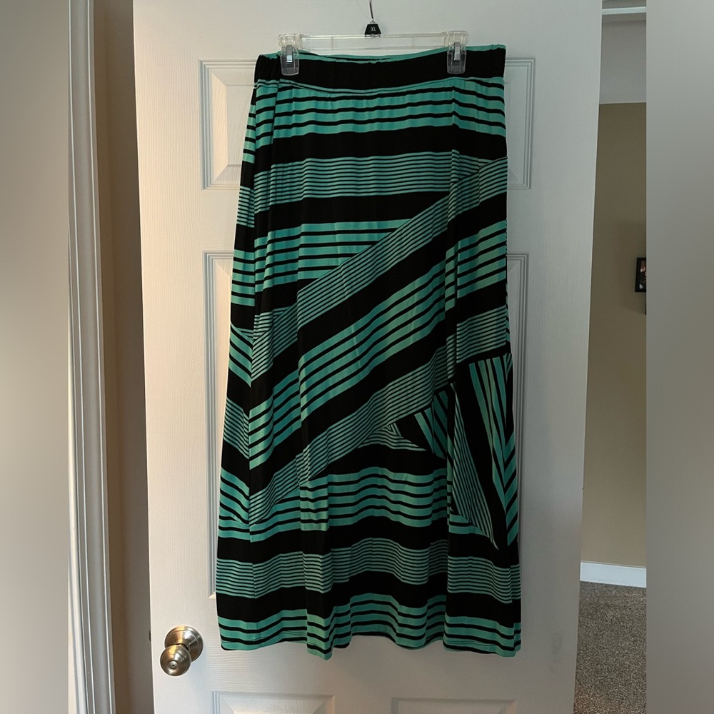Ladies size L skirt
